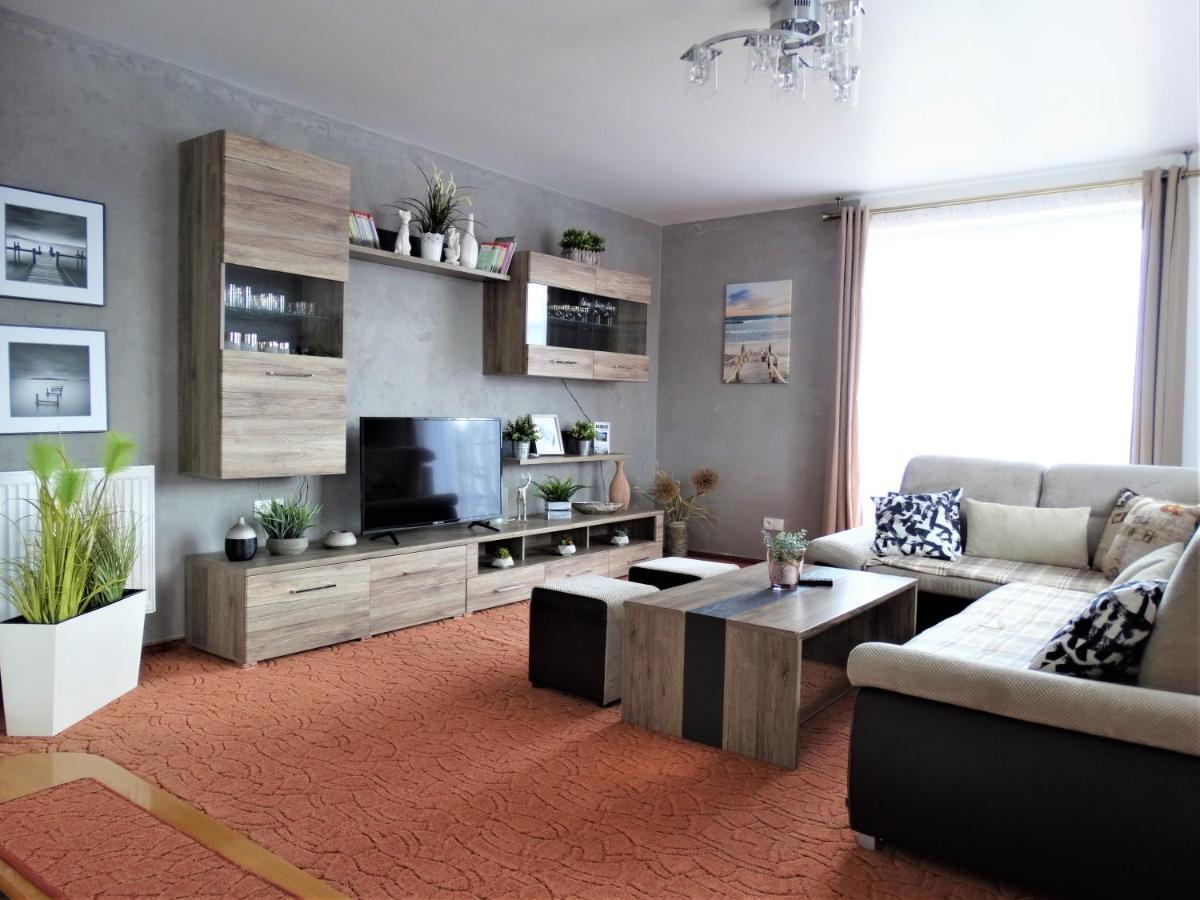 Dom U Artura Apartment Wladyslawowo Luaran gambar
