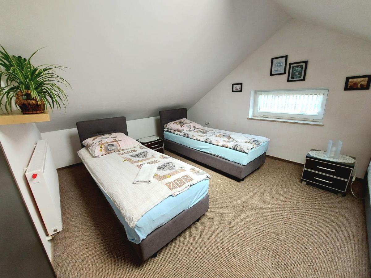 Dom U Artura Apartment Wladyslawowo Luaran gambar